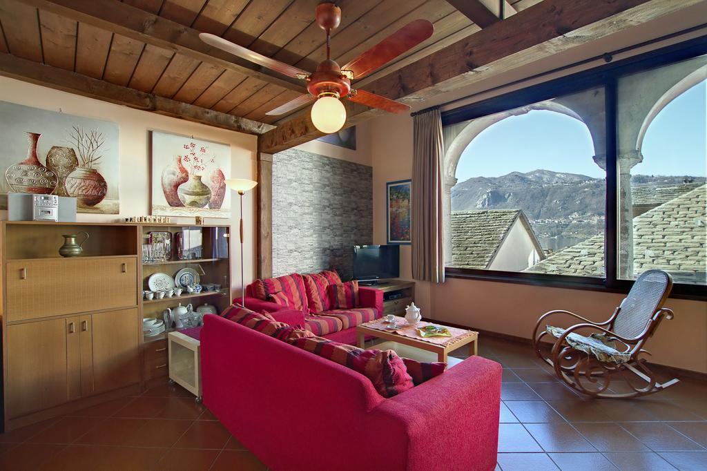 Appartamenti Orta Orta San Giulio Ruang foto